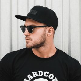 GymBeam Šiltovka Snapback GymBeam Black Black